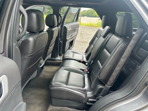 Used 2013 Ford Explorer XLT image 25