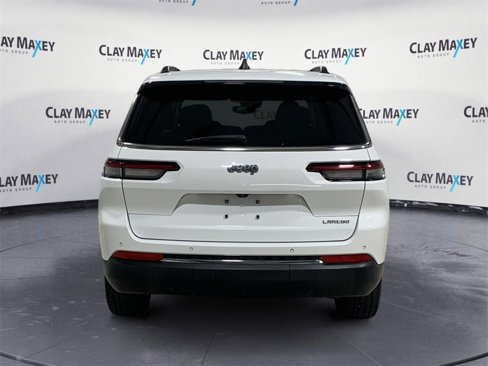 Used 2023 Jeep Grand Cherokee L Laredo image 4