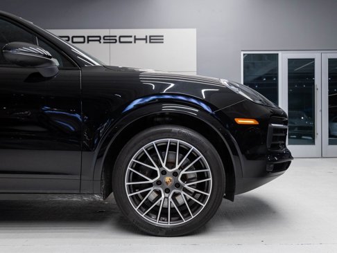 Certified 2022 Porsche Cayenne image 11