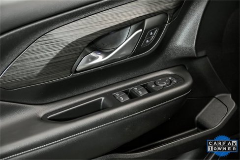 Certified 2022 GMC Terrain SLE w/ Driver Convenience Package image 8