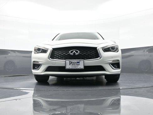 Used 2018 INFINITI Q50 Luxe w/ Essential Package (3.0T Luxe) image 26