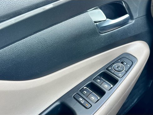Used 2023 Hyundai Santa Fe SEL image 18