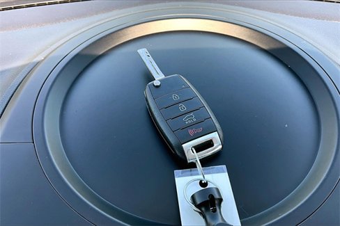 Used 2015 Kia Soul + image 10