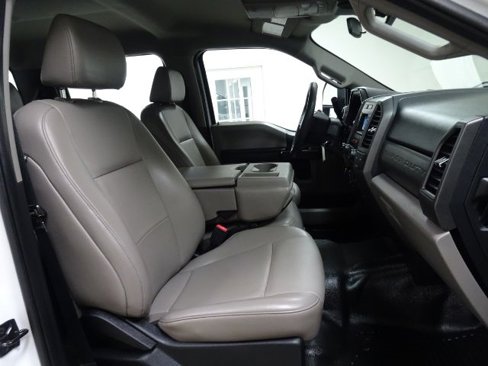 Used 2020 Ford F250 XL w/ Power Equipment Group image 42