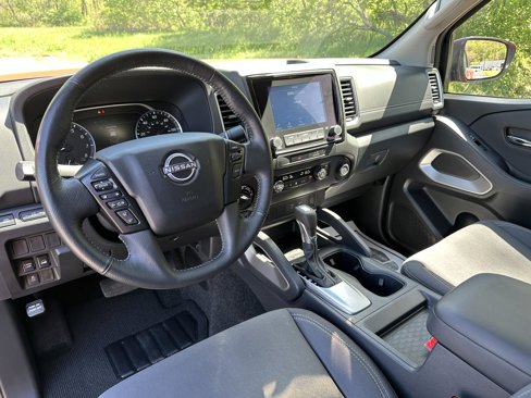 Used 2022 Nissan Frontier SV image 35