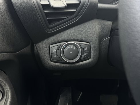 Used 2017 Ford Escape SE w/ SE Cold Weather Package image 25