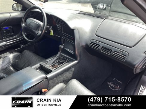 Used 1996 Chevrolet Corvette Coupe image 25