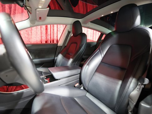 Used 2018 Tesla Model 3 Long Range image 13