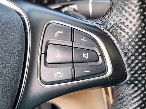 Used 2019 Mercedes-Benz GLC 300 4MATIC image 24
