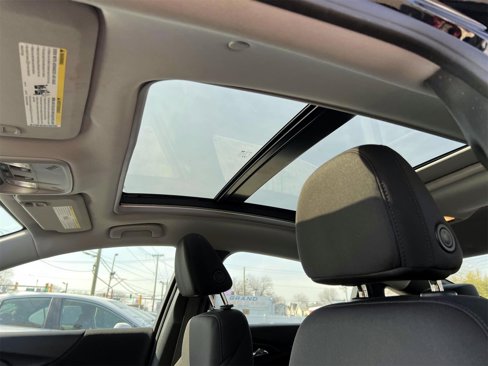 Used 2022 Chevrolet Malibu LT image 22