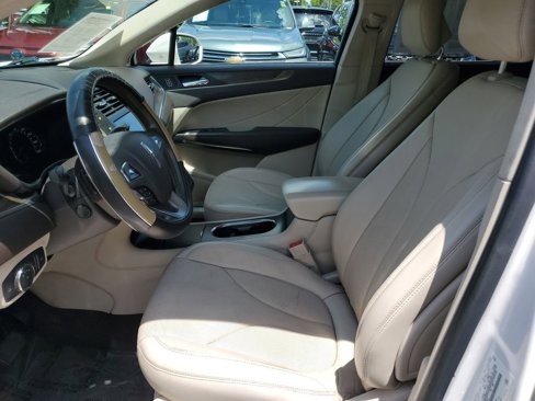Used 2017 Lincoln MKC Reserve image 16