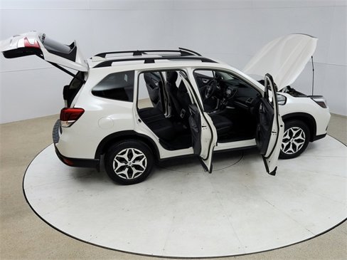 Used 2021 Subaru Forester Premium image 24