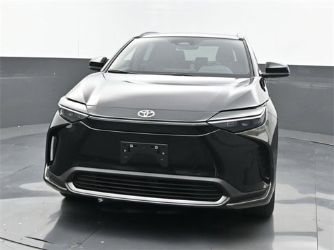 Used 2025 Toyota bZ4X AWD image 20