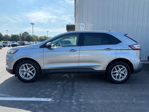 Certified 2024 Ford Edge SEL image 2