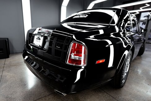 Used 2007 Rolls-Royce Phantom Sedan image 7