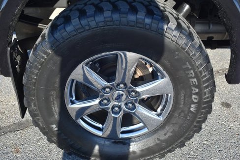 Used 2018 Ford F150 Platinum w/ Equipment Group 701A Luxury image 54