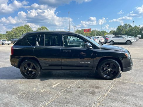 Used 2015 Jeep Compass High Altitude image 6