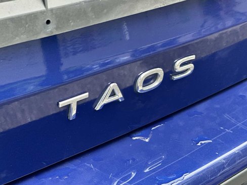 Used 2024 Volkswagen Taos S image 11