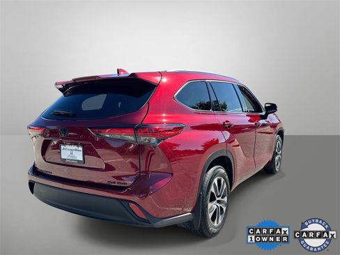 Used 2021 Toyota Highlander XLE image 26