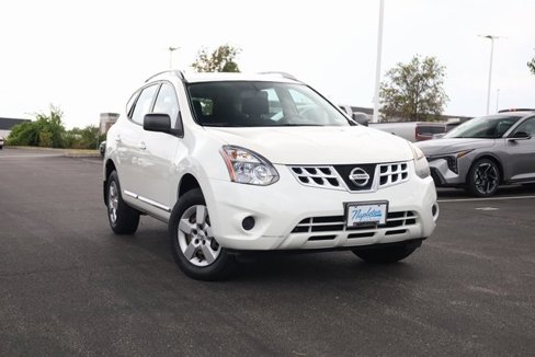 Used 2014 Nissan Rogue S w/ Convenience Package image 2