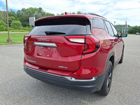 Used 2022 GMC Terrain AT4 w/ Infotainment Package II image 10
