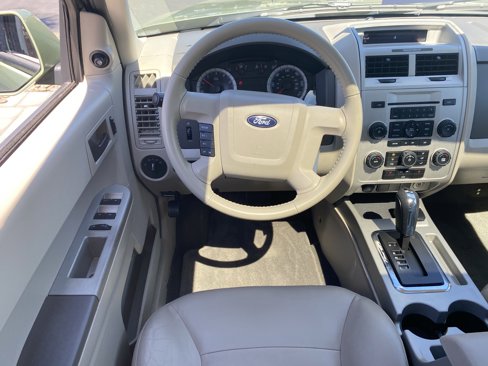 Used 2008 Ford Escape 2WD Hybrid image 9