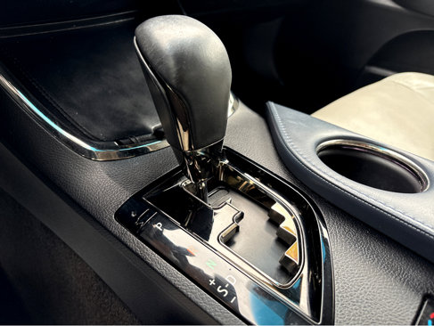 Used 2013 Toyota Avalon image 20