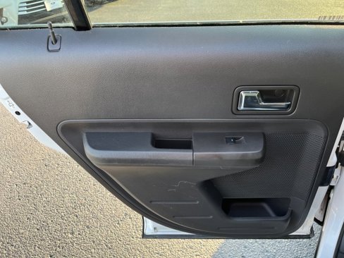Used 2010 Ford Edge Limited image 24