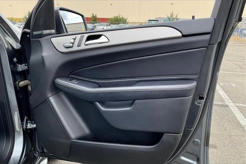 Used 2018 Mercedes-Benz GLE 350 4MATIC image 16