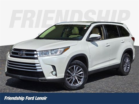 Used 2019 Toyota Highlander XLE image 1