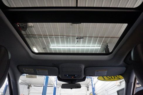 Used 2021 Ford Explorer XLT image 37