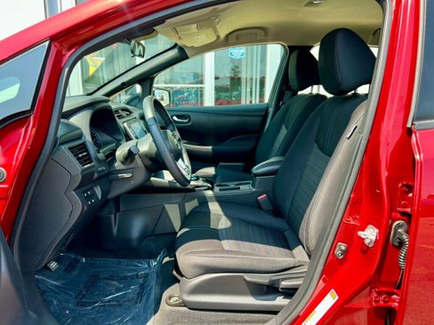 Used 2021 Nissan Leaf SV image 15
