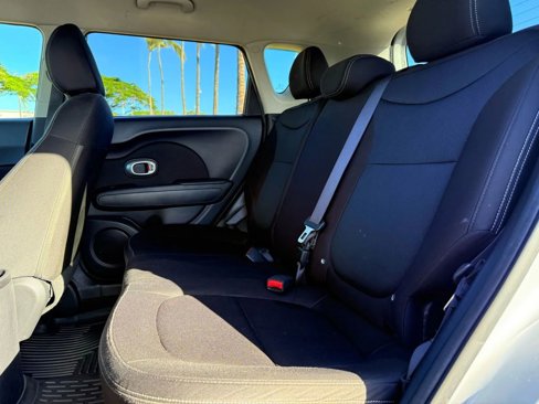 Used 2016 Kia Soul image 11