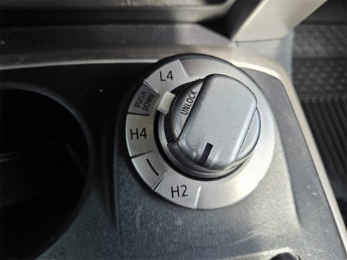 Used 2016 Toyota 4Runner SR5 Premium image 32