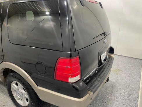 Used 2004 Ford Expedition Eddie Bauer image 9
