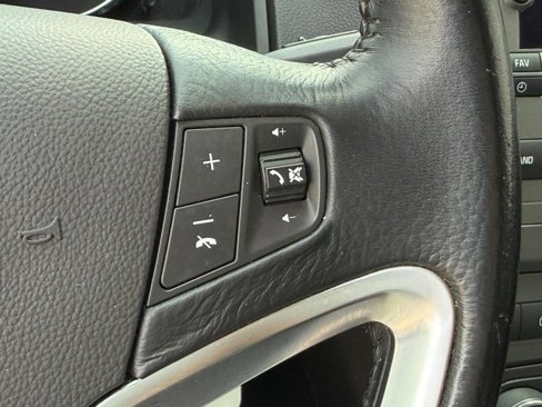 Used 2013 Chevrolet Captiva Sport LS image 16