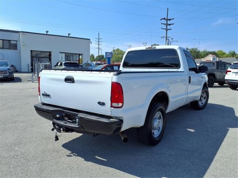 Used 2006 Ford F250 XL image 2