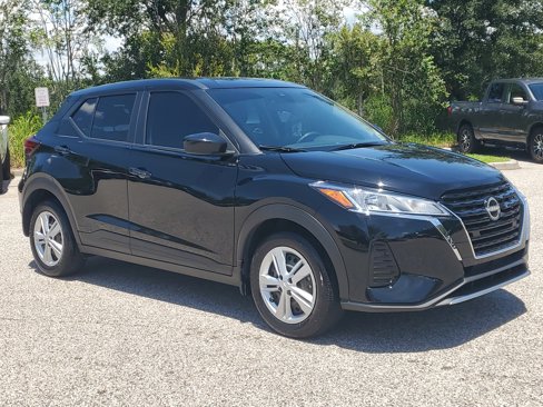 Certified 2024 Nissan Kicks S image 2