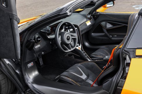 New 2025 McLaren 750S Spider image 40