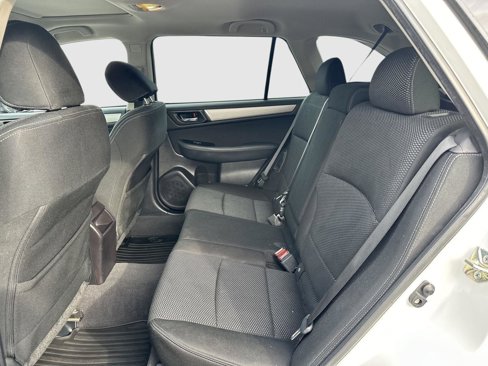Used 2017 Subaru Outback 2.5i Premium image 30