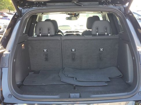 Certified 2022 Chevrolet TrailBlazer RS w/ Sun and Liftgate Package image 8