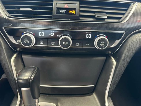 Used 2018 Honda Accord Sport image 47