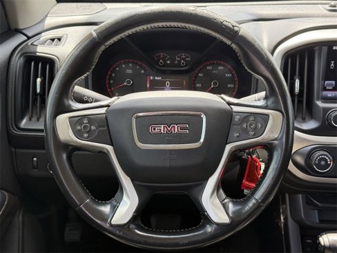 Used 2016 GMC Canyon SLE image 15
