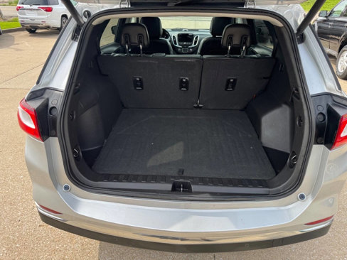 Used 2019 Chevrolet Equinox Premier image 11