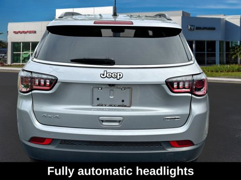 Used 2022 Jeep Compass Latitude image 7