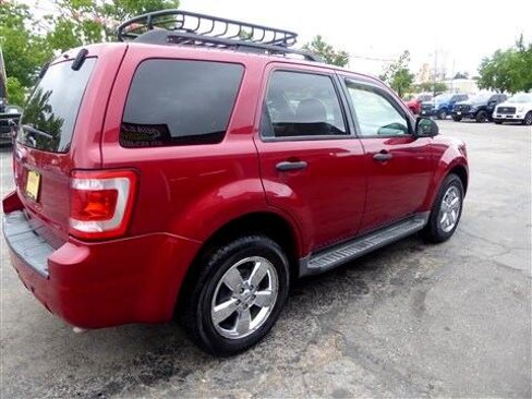 Used 2010 Ford Escape XLT image 6