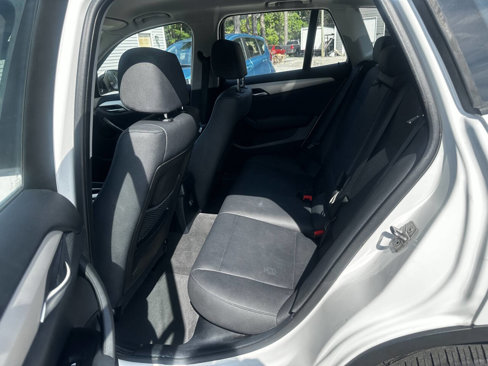 Used 2015 BMW X1 xDrive28i image 14