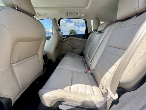 Used 2018 Ford Escape Titanium w/ Ford Safe & Smart Package image 11