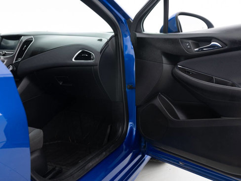 Used 2019 Chevrolet Cruze LT w/ Convenience Package image 28