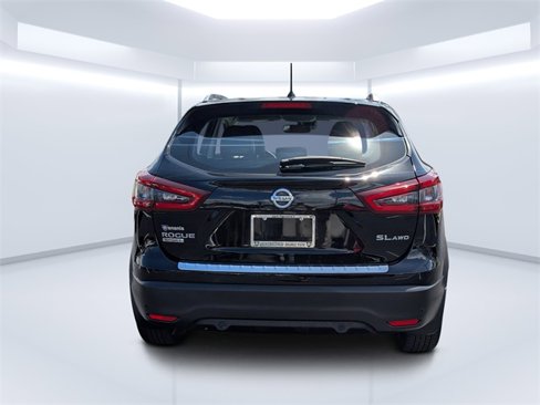 Used 2022 Nissan Rogue Sport SL w/ Premium Package image 4